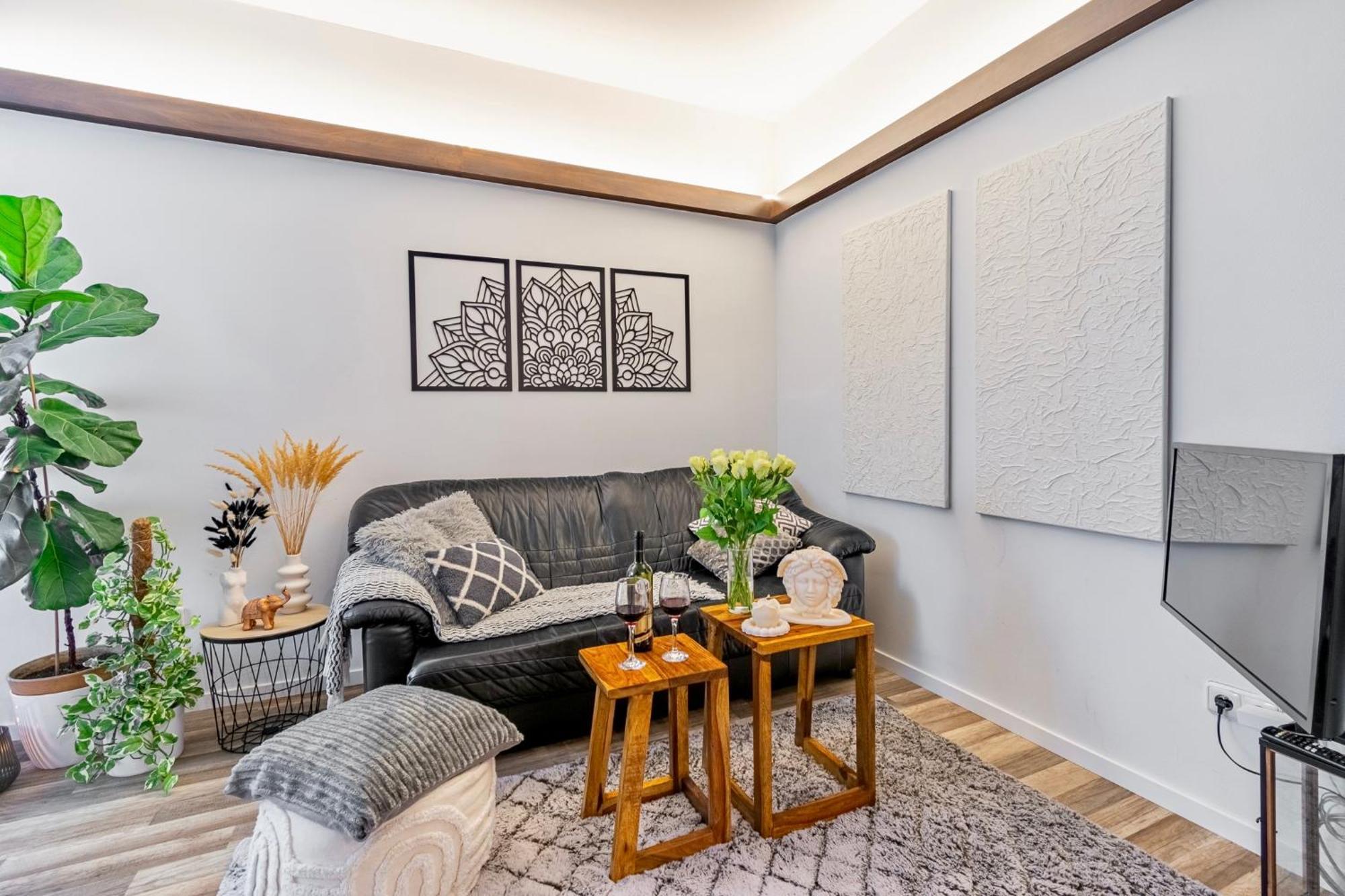 Natural-Style Apartment In The Centre Of Bratislava Eksteriør billede