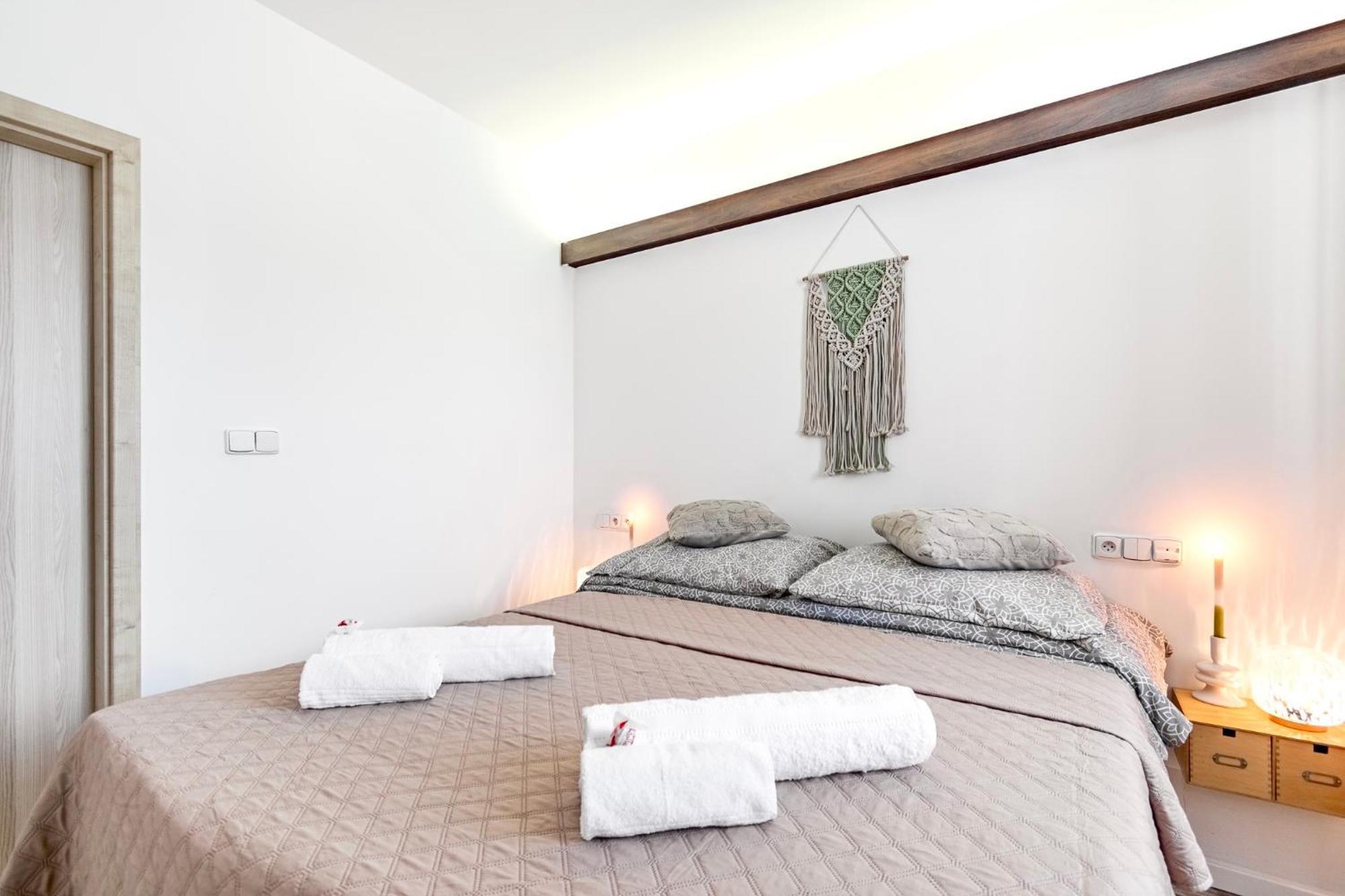 Natural-Style Apartment In The Centre Of Bratislava Eksteriør billede